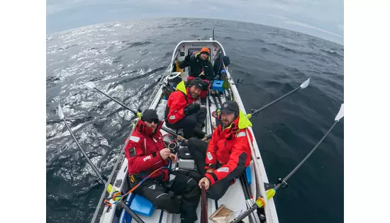 Team Arctic Row knackt die 1000-Meilen-Marke und hat mehr als die Hälfte der Strecke hinter sich