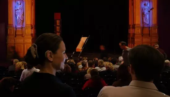 Das Casinotheater Winterthur testet ab September 2026 ein neues System für besseres Hören im Theater