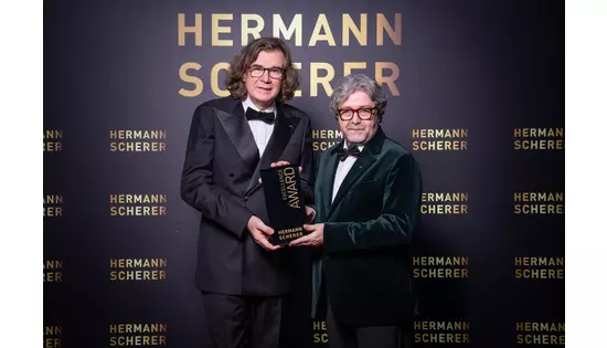 «Excellence Award» beim  Speaker Slam für Patrick Senn