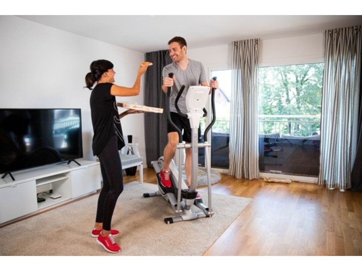 Rntl Bringt Das Fitnesscenter In Die Stube Presseportal Schweiz Ch