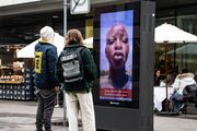 Unbekannte Videoanrufe aus der Ferne verwirren Weihnachts-Shopper in Zürich