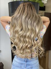 Clip In Extensions: Flexibles Hairstyling für jede Gelegenheit