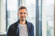 Die «STUcard» gibt es künftig auf der ix.OpenFinancePlattform – Jaywalker und Inventx gehen Partnerschaft ein