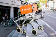 Just Eat und das Schweizer Robotikunternehmen RIVR liefern mit KI Robotern Essen aus