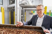 Weltweit einzigartige LOG5 Pasteurisationsanlage mit integriertem Röstmodul für Keimentfernung in Lebensmitteln in der Schweiz installiert