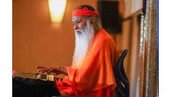 Benefiz-Konzert „Datta Venu Raga Sagara“ mit Sri Ganapathy Sachchidananda Swamiji im Stadtcasino Basel