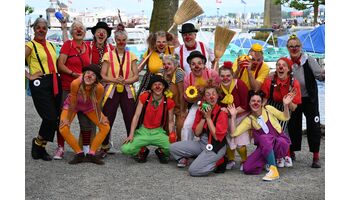 Straßentheater Clownhandwerker Premiere Winterthur