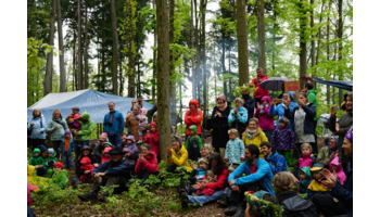  Erste Zürcher Waldschule feiert 5 jähriges Jubiläum