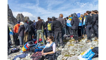 Der Pizolgletscher ist tot – Gedenkfeier im Hochgebirge