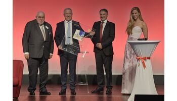 Gottlieb Duttweiler feierlich in die Swiss Supply Chain Hall of Fame aufgenommen