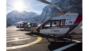 Helikopterprofis heben ab: 1. Schweizer Helitag in der linth-arena Näfels 