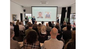 Exportieren? Mit Sicherheit! – Wie KMU Währungsrisiken besser steuern Exportieren? Mit Sicherheit! – Wie KMU Währungsrisiken besser steuern