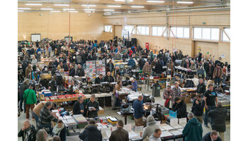 34. Schweizer Musik-Flohmarkt in der Vianco Arena Brunegg   