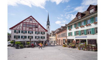 Energiestadt Gold: 9 weitere Schweizer Gemeinden beim european energy award aufgenommen