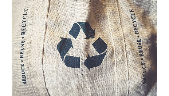 Textilrecycling im europäischen Schulterschluss: Gemeinsam den Kreislauf schliessen Textilrecycling im europäischen Schulterschluss: Gemeinsam den Kreislauf schliessen
