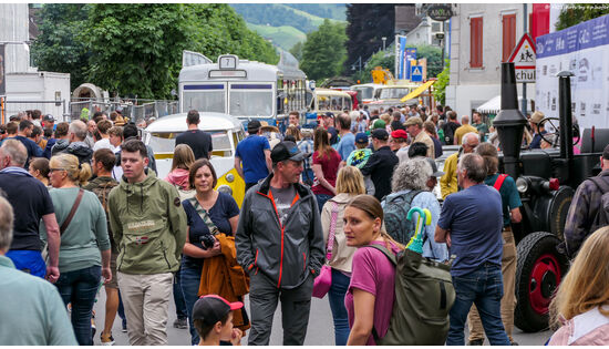Mobiles Freilichtmuseum an Pfingsten: Über 500 Oldtimer rollen nach Sarnen Mobiles Freilichtmuseum an Pfingsten: Über 500 Oldtimer rollen nach Sarnen