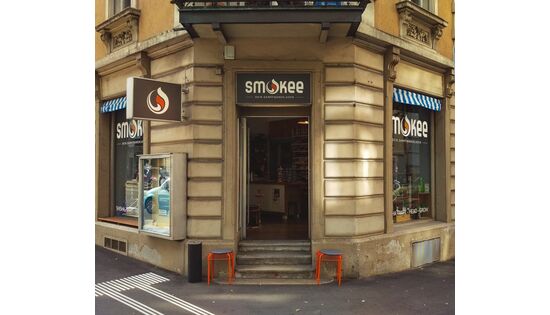 CBD, Vapes, Shisha: Zehn Jahre Regulierungswandel im Schweizer Fachhandel für Tabak, CBD und Vapes CBD, Vapes, Shisha: Zehn Jahre Regulierungswandel im Schweizer Fachhandel für Tabak, CBD und Vapes