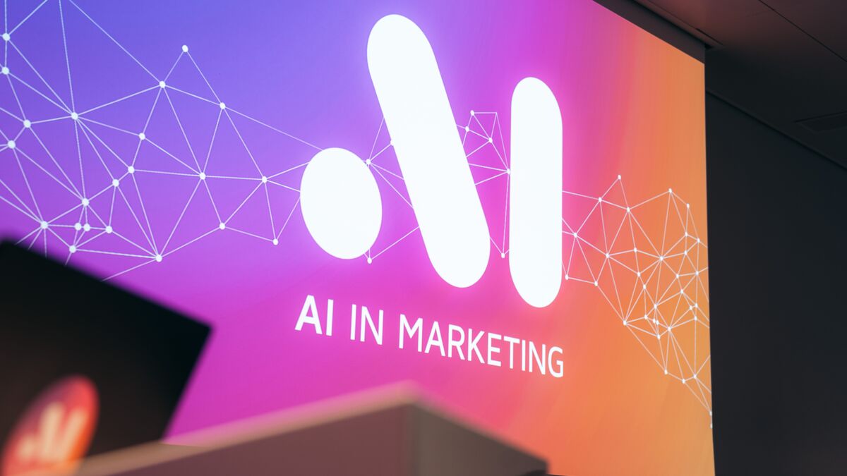Restlos-ausverkauft-ber-500-Teilnehmende-an-der-zweiten-Ausgabe-der-AI-in-Marketing-Konferenz-in-Z-rich