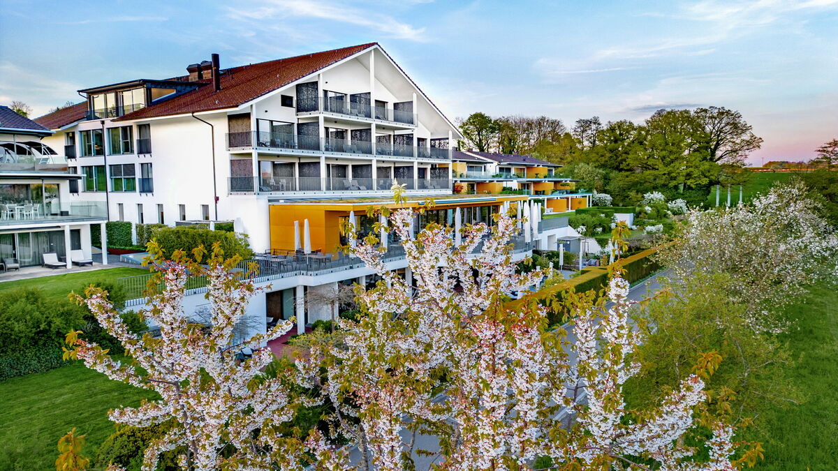 Wellnesshotel-Golf-Panorama-zum-siebten-Mal-infolge-als-bestes-Hotel-im-Kanton-Thurgau-mit-dem-Gold-Award-pr-miert