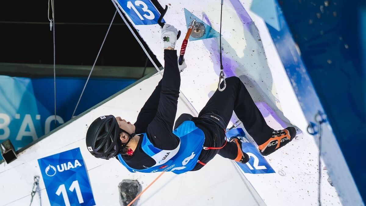 Der-Countdown-l-uft-Ice-Climbing-Worldcup-Europameisterschaft-in-Saas-Fee