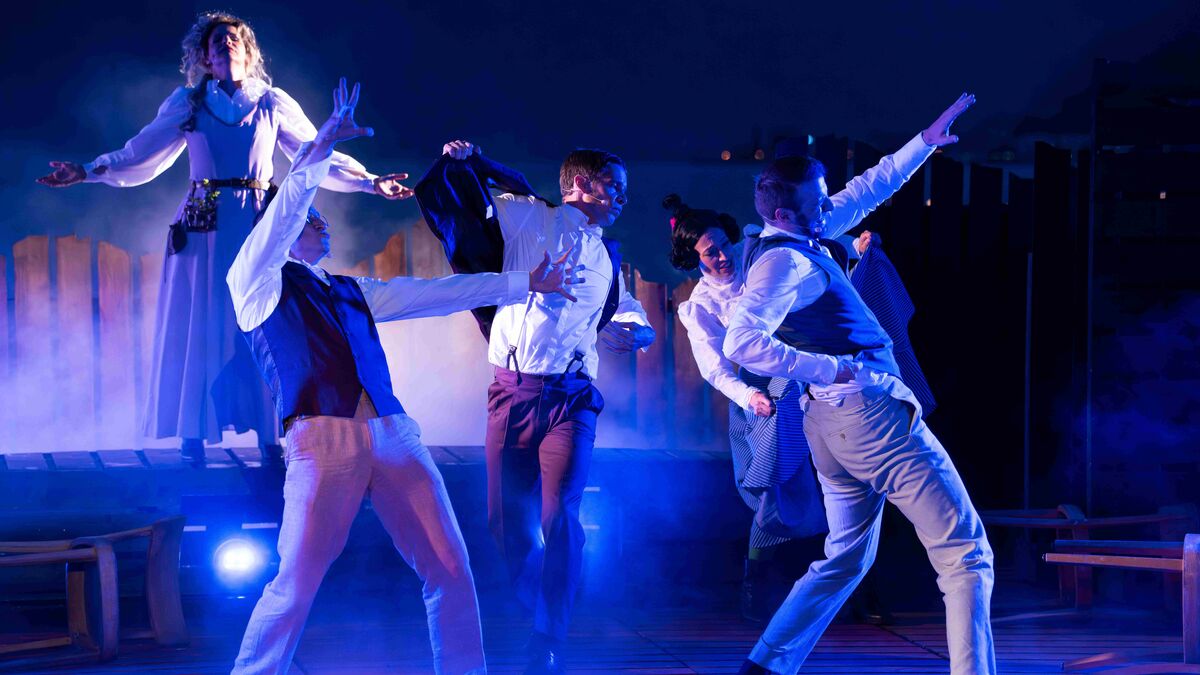 Gut-gestartet-Theater-Spektakel-UNGEHEUERLICH-am-Walensee