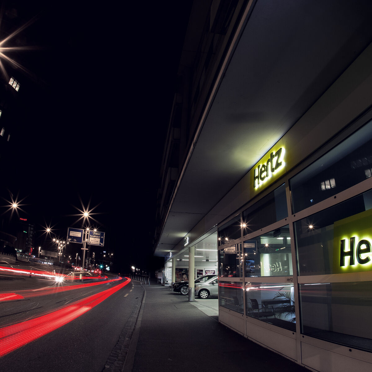 Hertz rüstet auf Drei neue Stationen Presseportalschweiz.ch