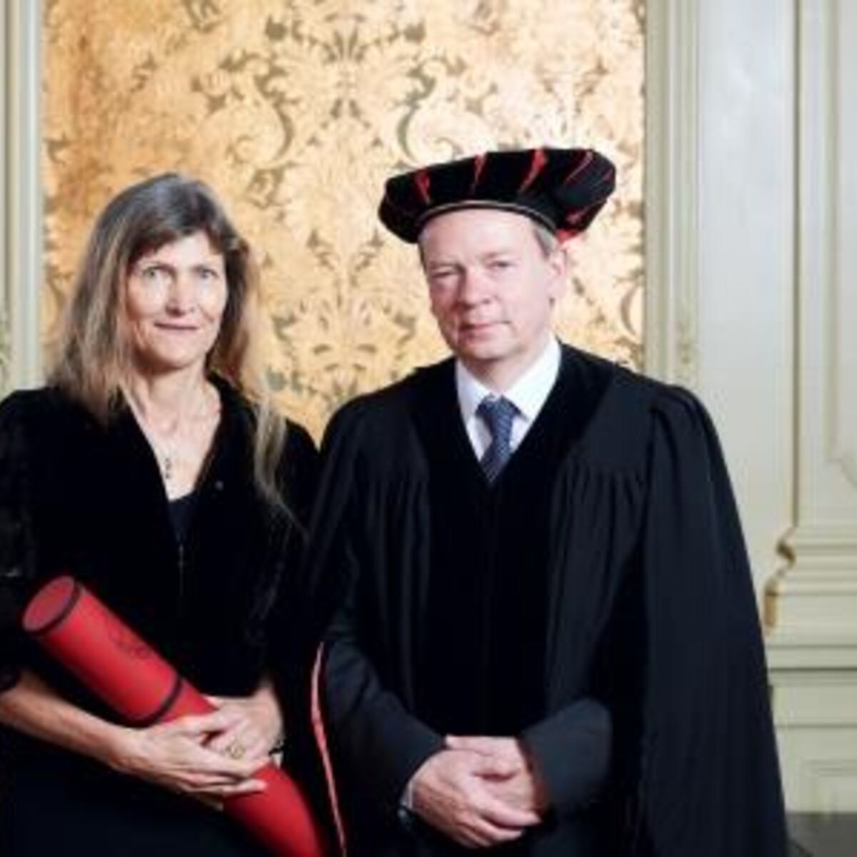 Dr. Hochmair erhält Ehrendoktorwürde der Universität Bern